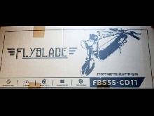 trottinette électrique enfant neuve, non déballée, marque FLYBLADE FBS55 CD11